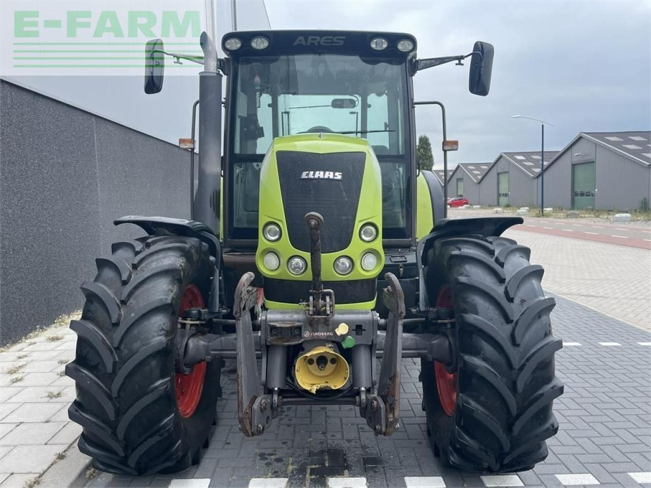 Tractor CLAAS atz 567