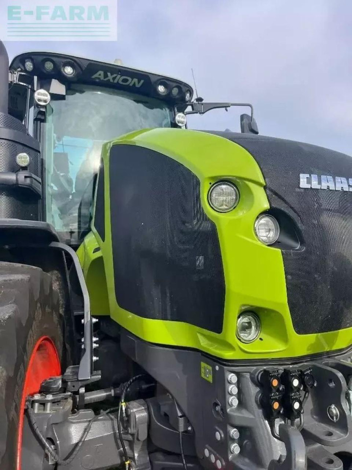 Tractor CLAAS axio 930