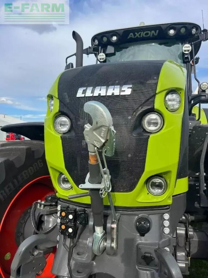 Tractor CLAAS axio 930