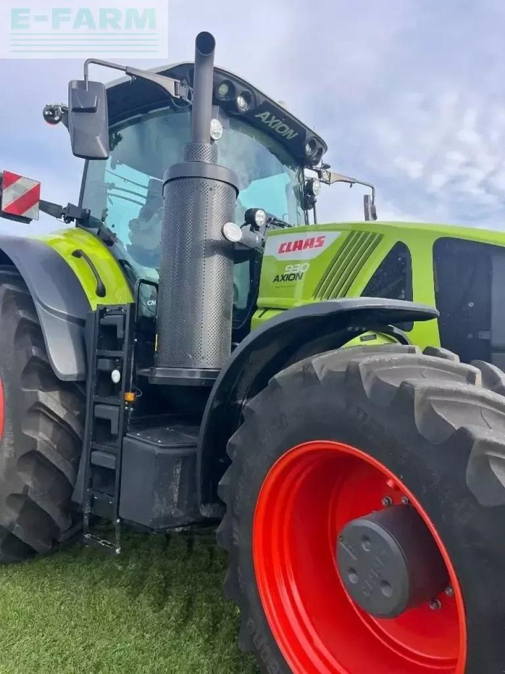 Tractor CLAAS axio 930