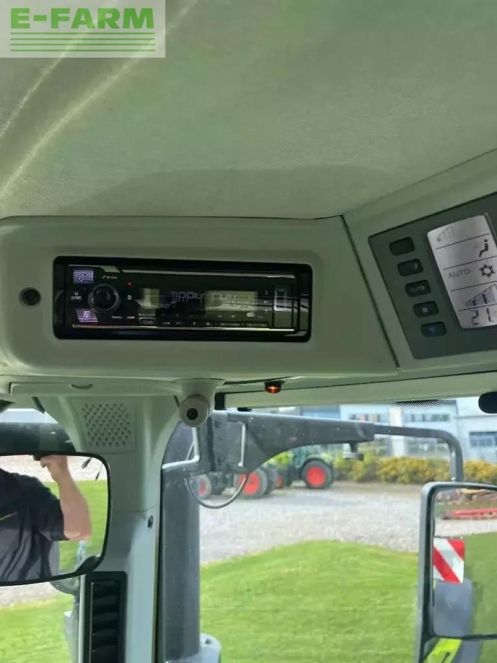 Tractor CLAAS axio 930