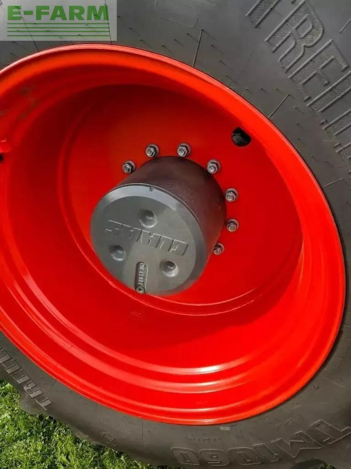 Tractor CLAAS axio 930