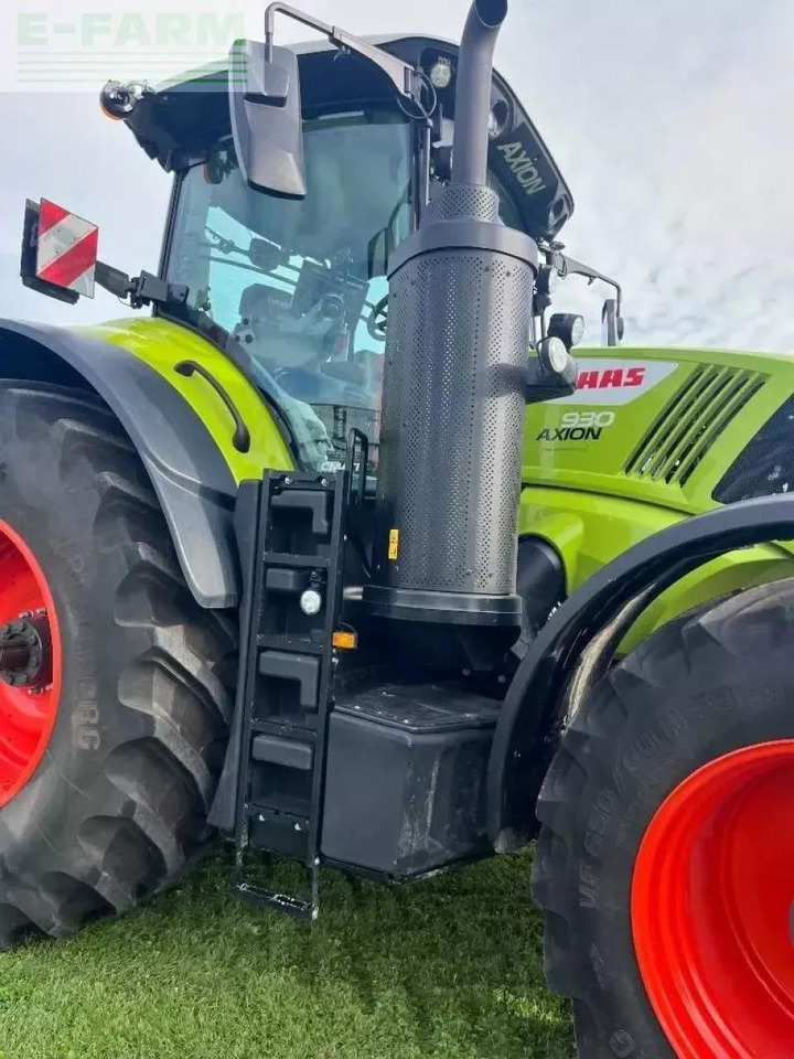 Tractor CLAAS axio 930