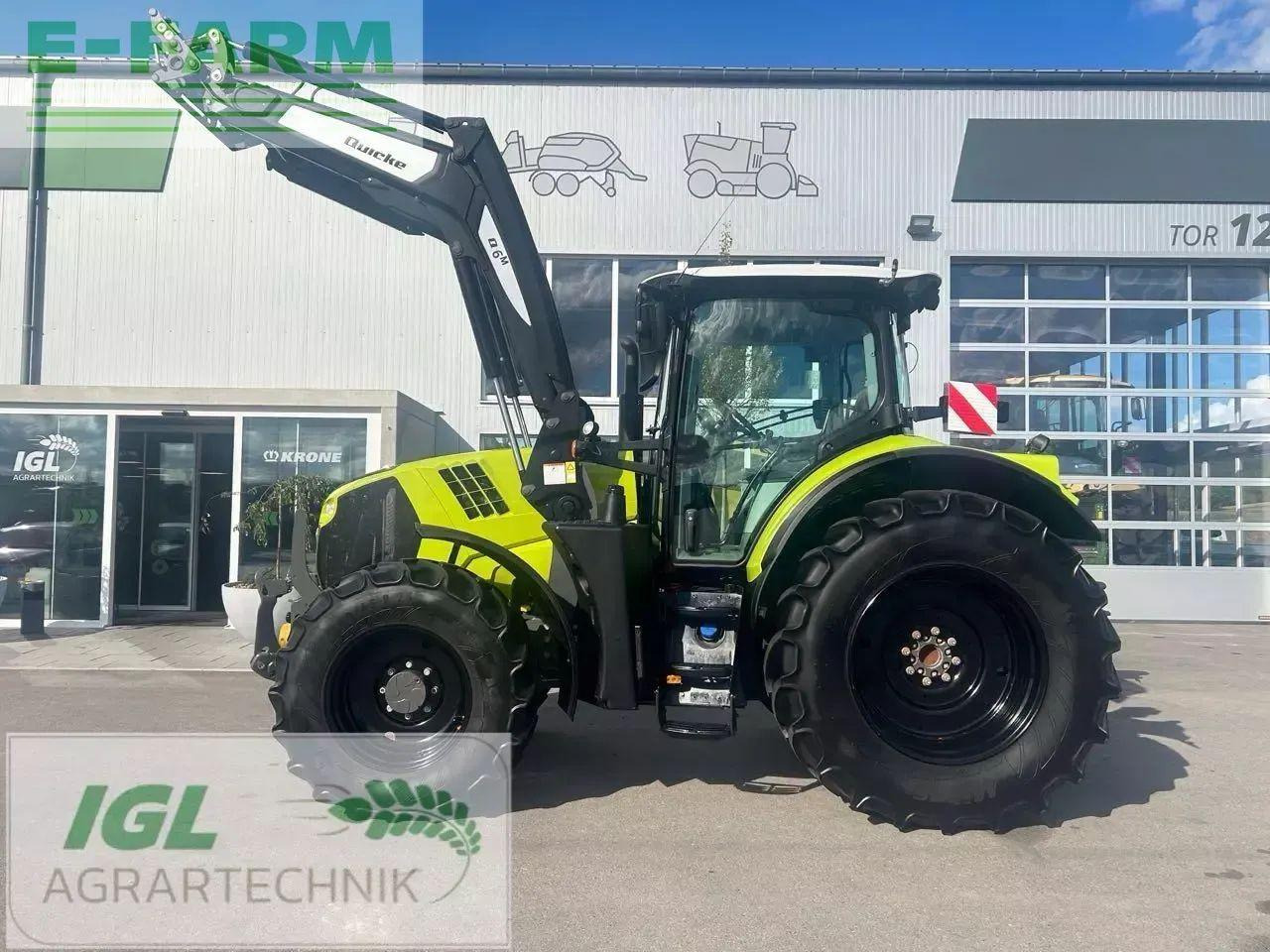 Tractor CLAAS axion 610