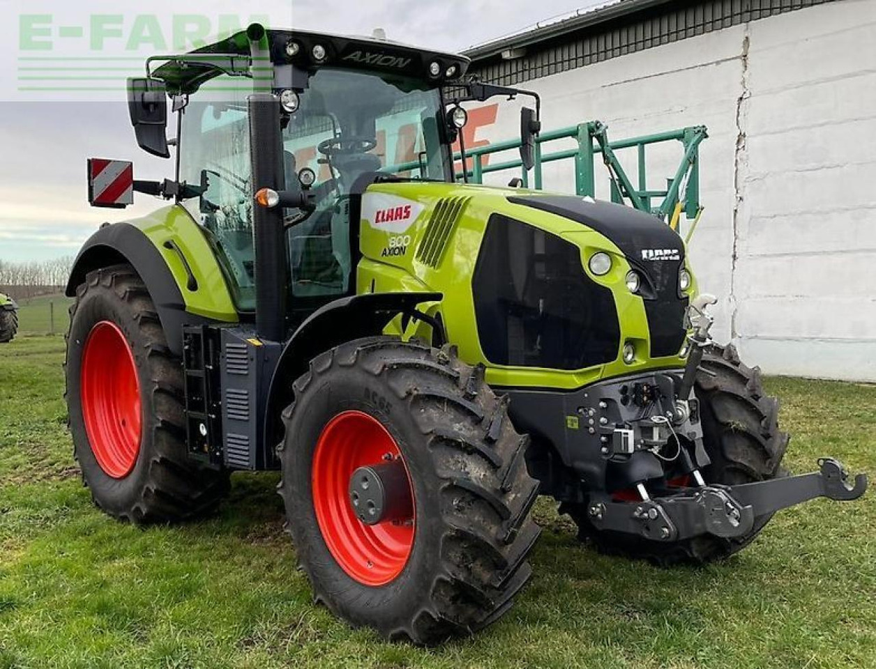 Tractor CLAAS axion 800
