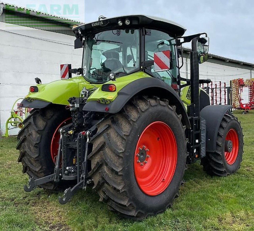 Tractor CLAAS axion 800
