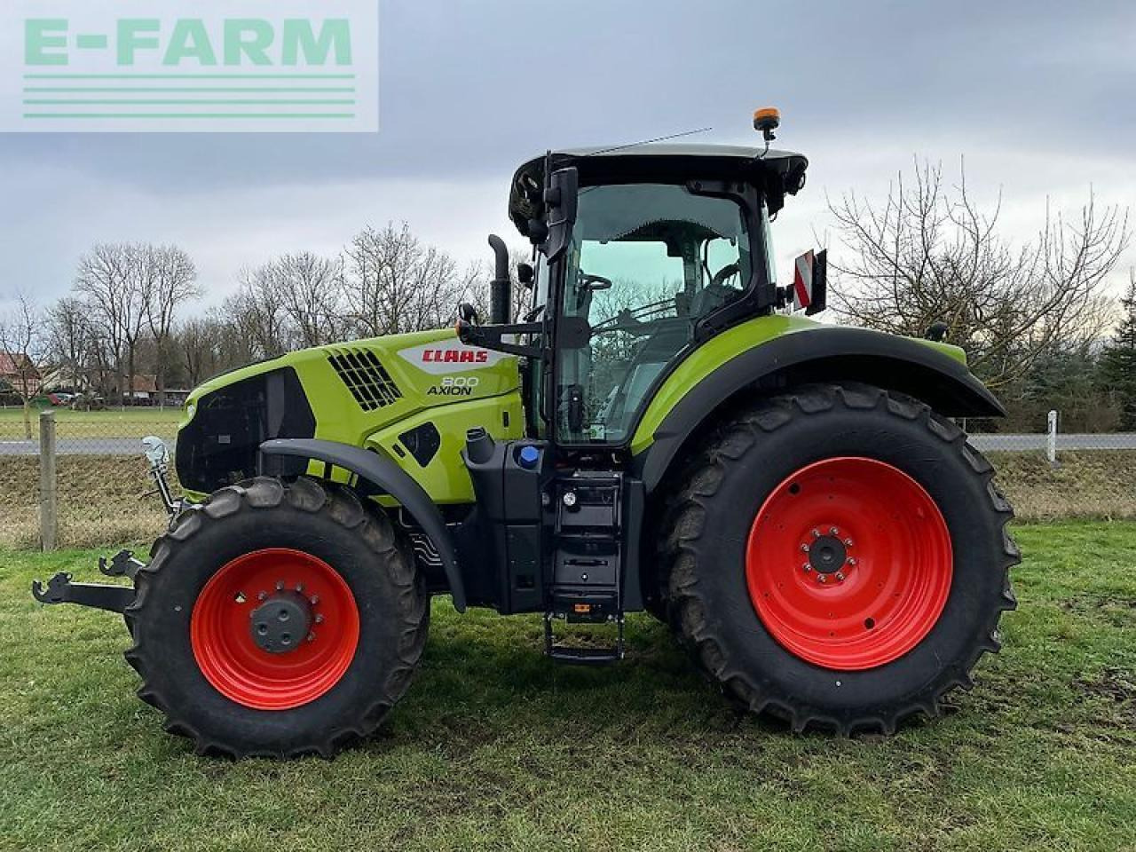 Tractor CLAAS axion 800