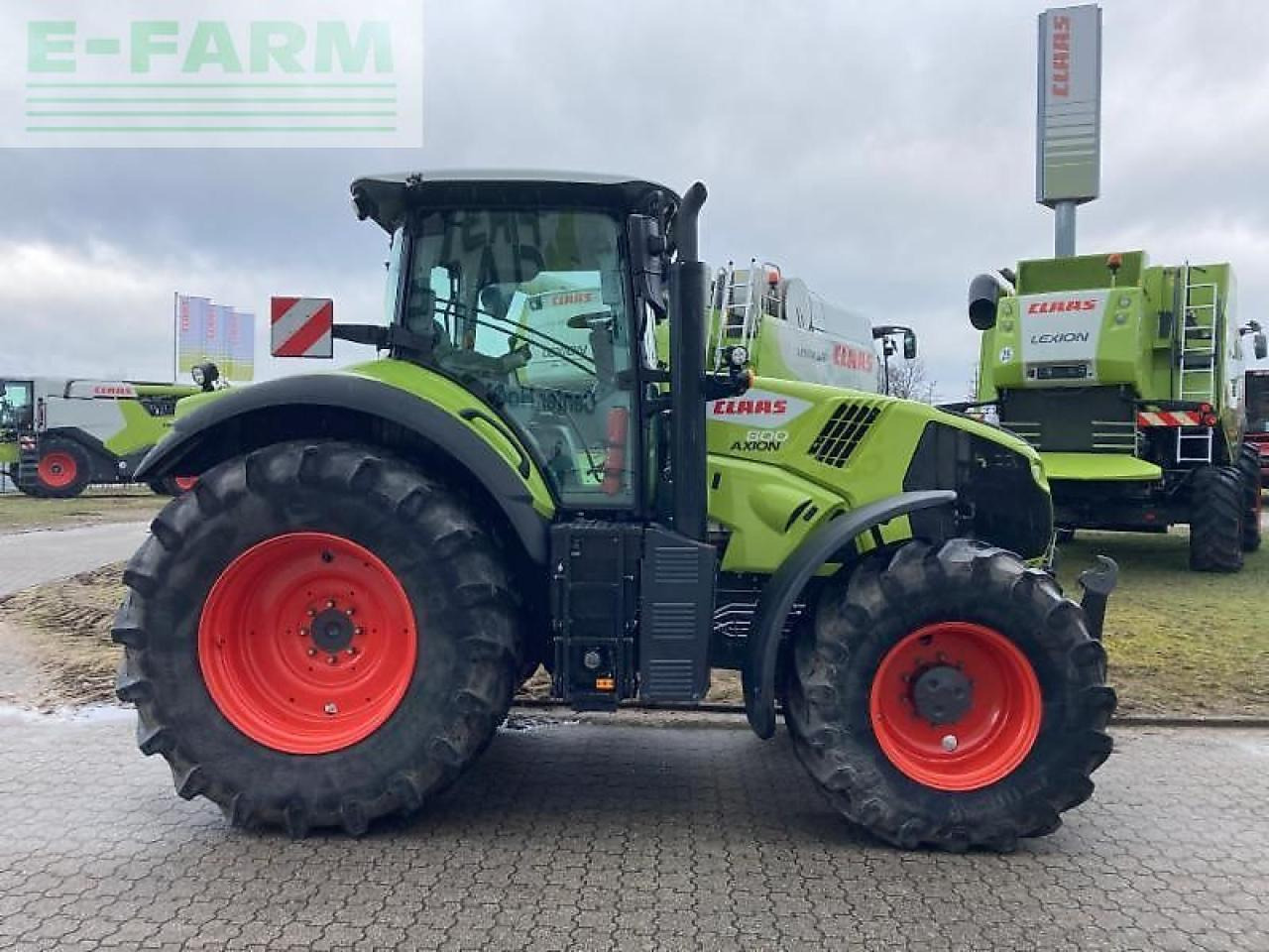 Tractor CLAAS axion 800 cis+