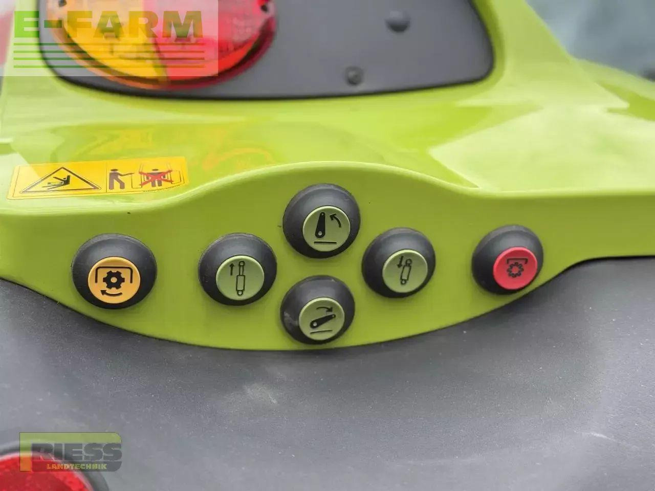 Tractor CLAAS axion 800 cis+ hexashift HEXASHIFT CIS+