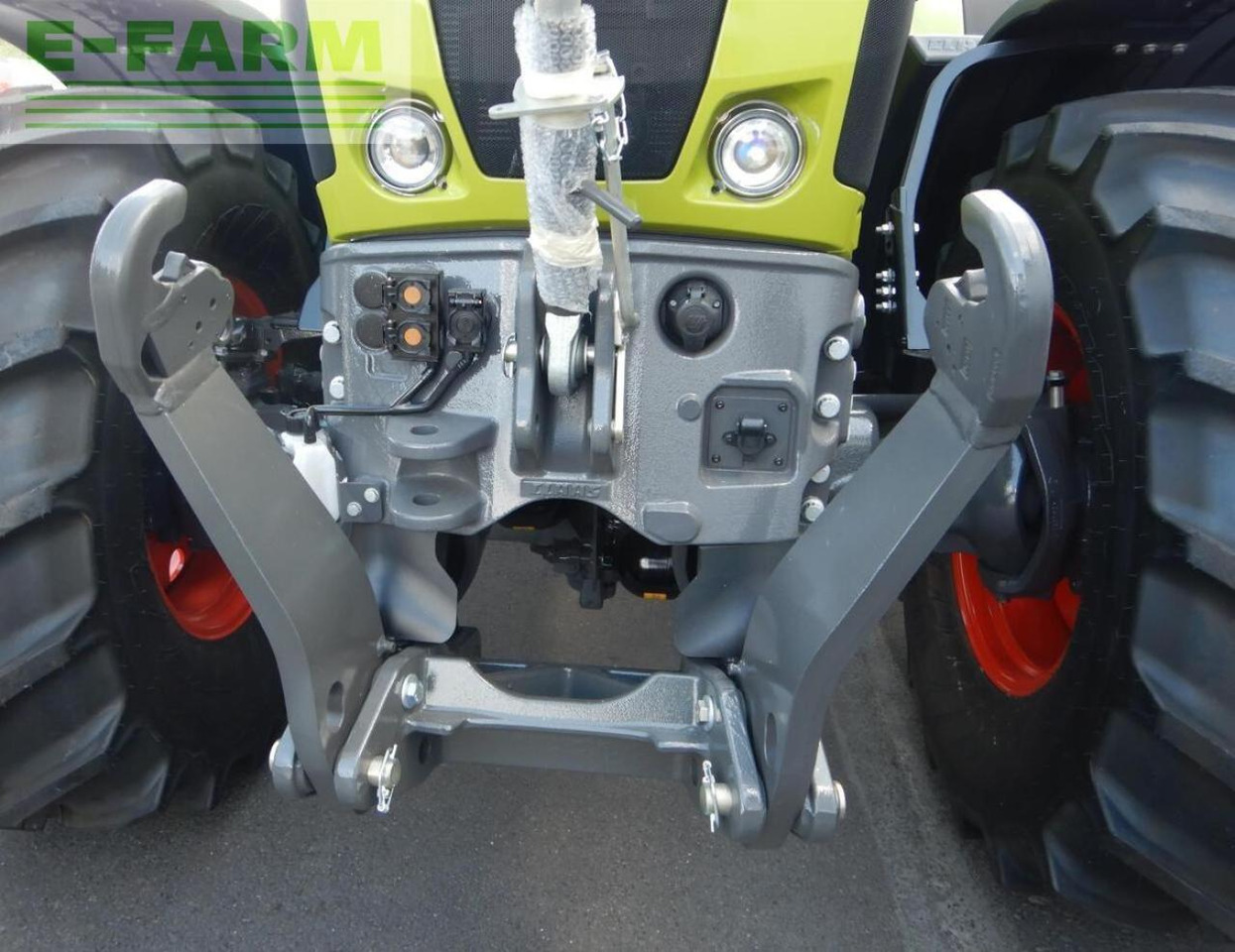 Tractor CLAAS axion 800 cis+ hexashift HEXASHIFT CIS+
