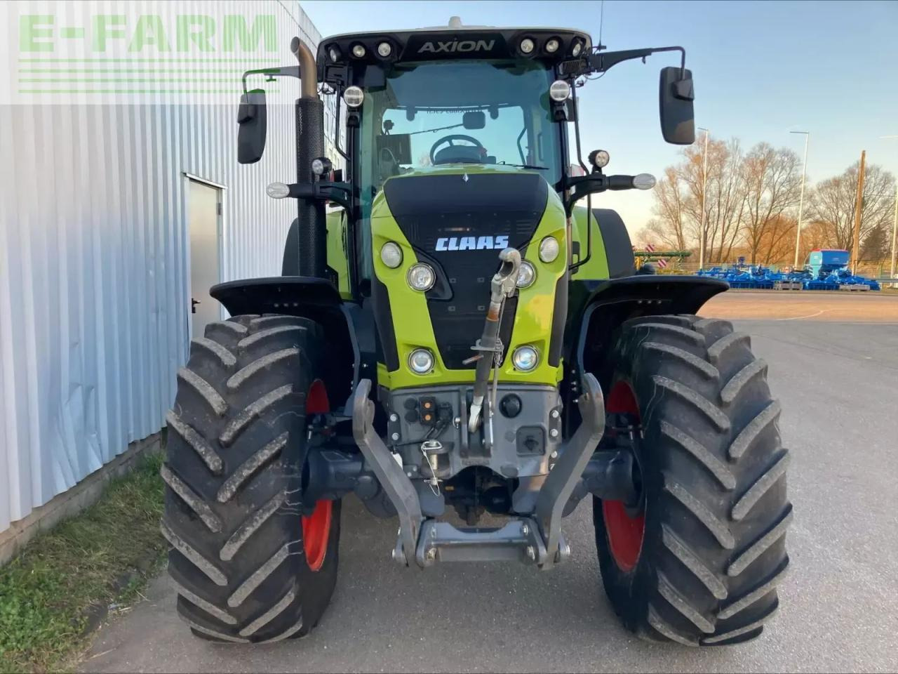 Tractor CLAAS axion 800 cmatic s5