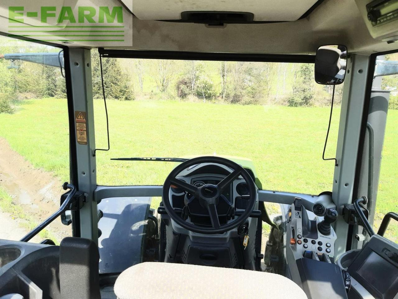 Tractor CLAAS axion 810 c-matic CMATIC