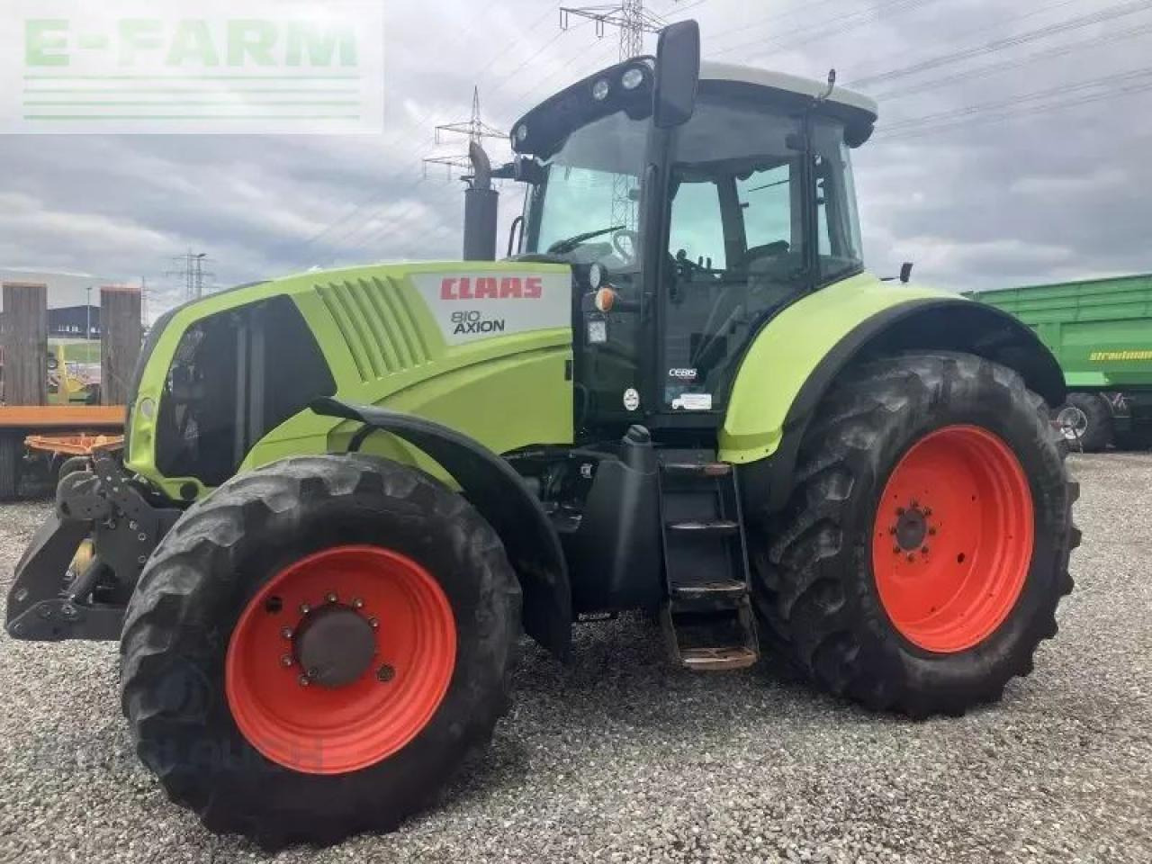 Tractor CLAAS axion 810 c-matic CMATIC