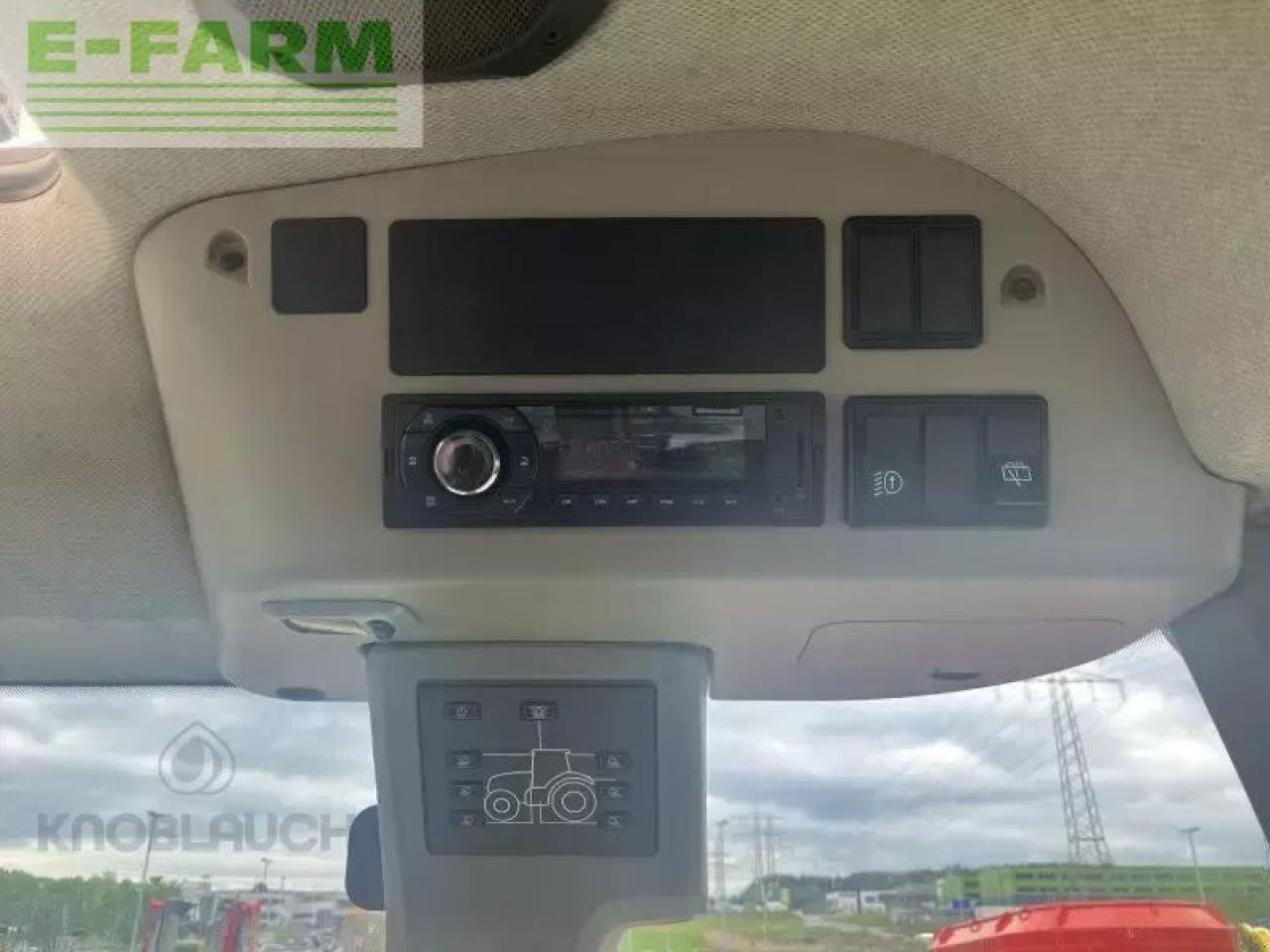 Tractor CLAAS axion 810 c-matic CMATIC
