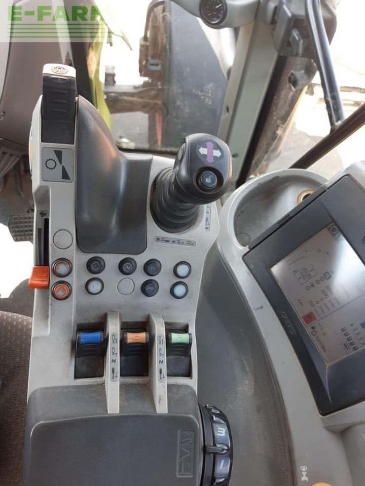 Tractor CLAAS axion 810 c-matic CMATIC