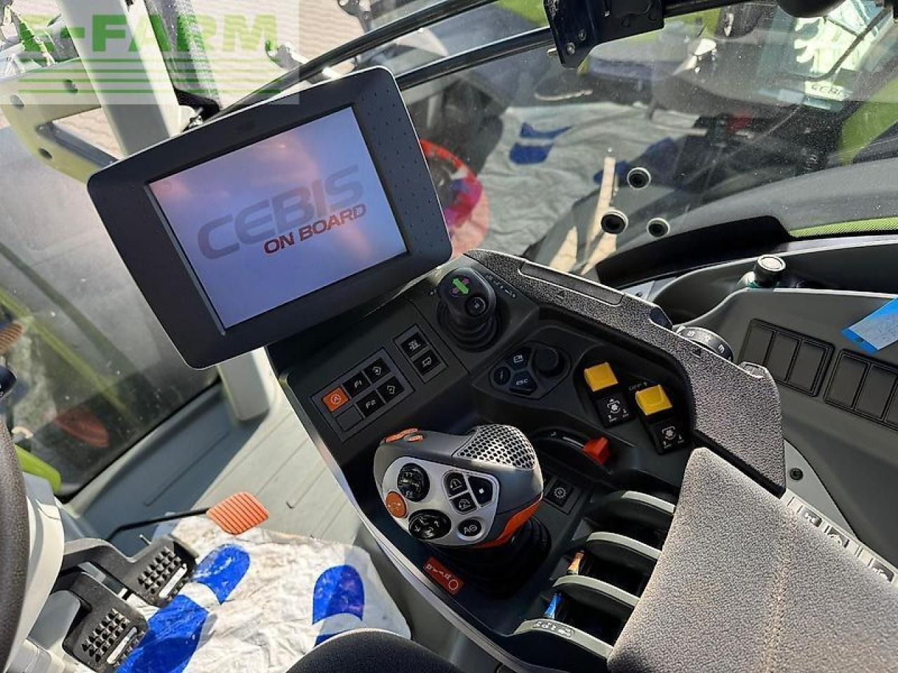 Tractor CLAAS axion 810 cebis hexa-shift