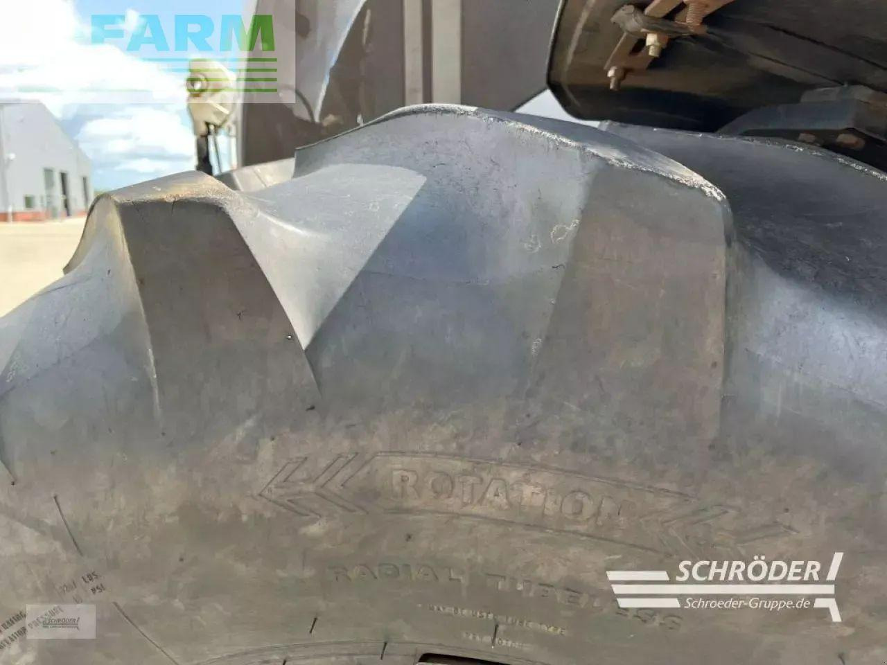 Tractor CLAAS axion 810 cis