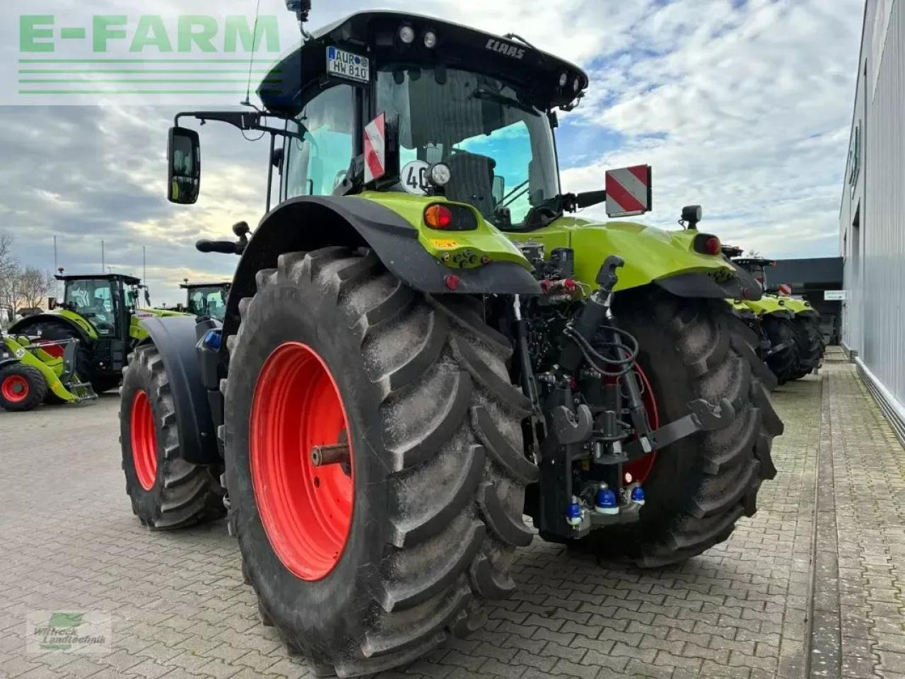 Tractor CLAAS axion 810 cis+