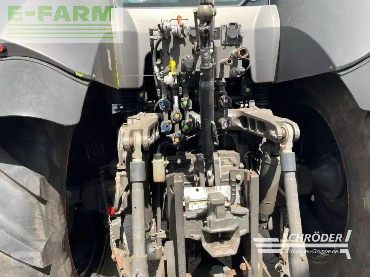 Tractor CLAAS axion 810 cis