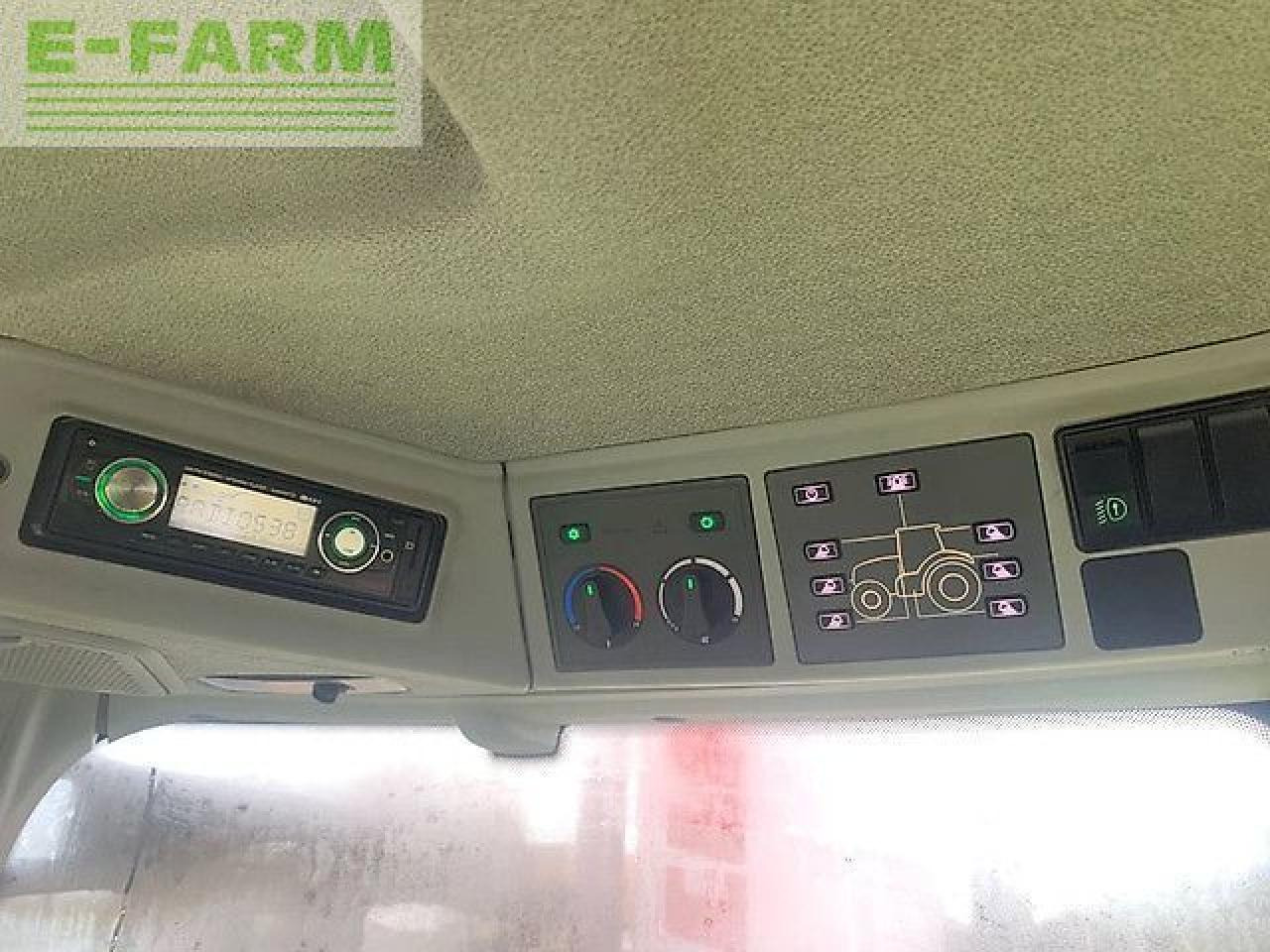 Tractor CLAAS axion 810 cis+