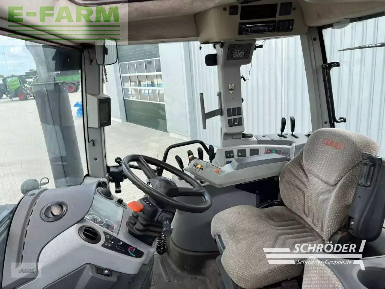 Tractor CLAAS axion 810 cis