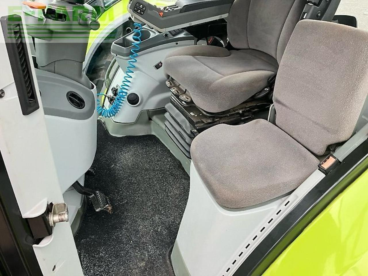 Tractor CLAAS axion 810 cis+ cm