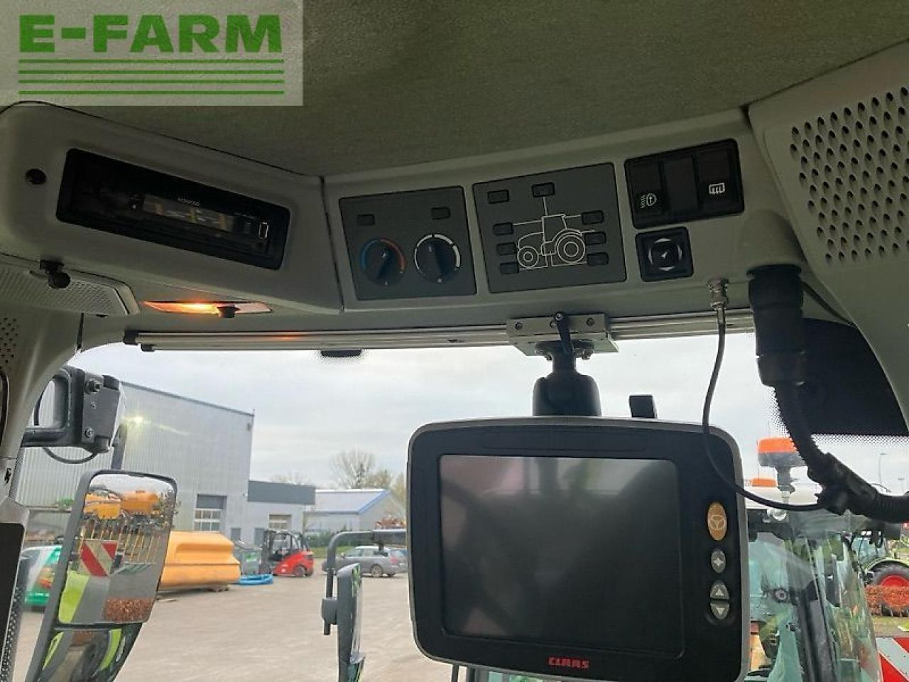 Tractor CLAAS axion 810 cis+ cm