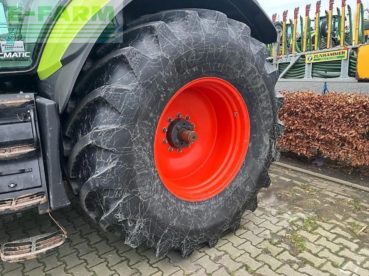 Tractor CLAAS axion 810 cis+ cm