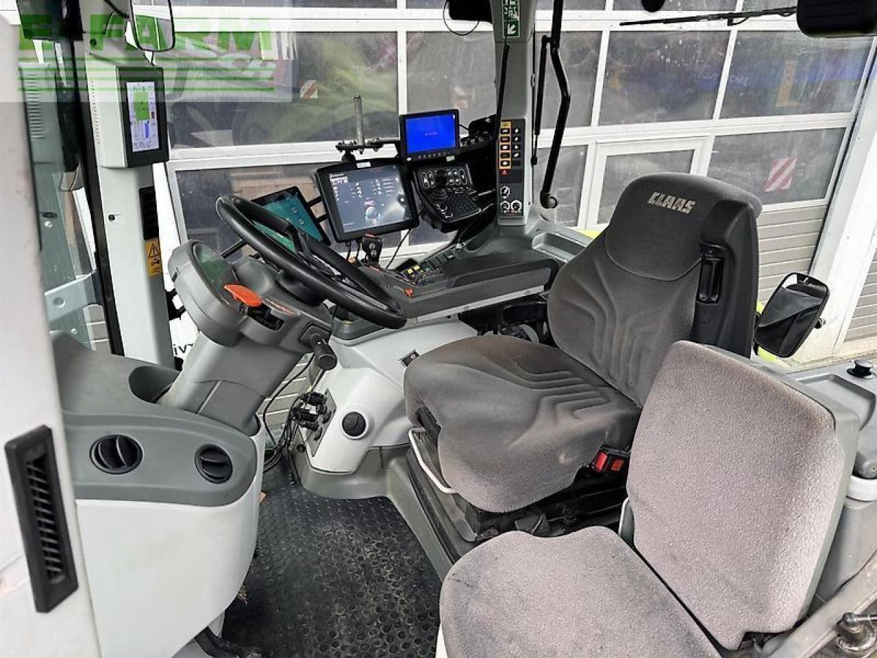 Tractor CLAAS axion 810 cis+ cmati CMATIC CIS+