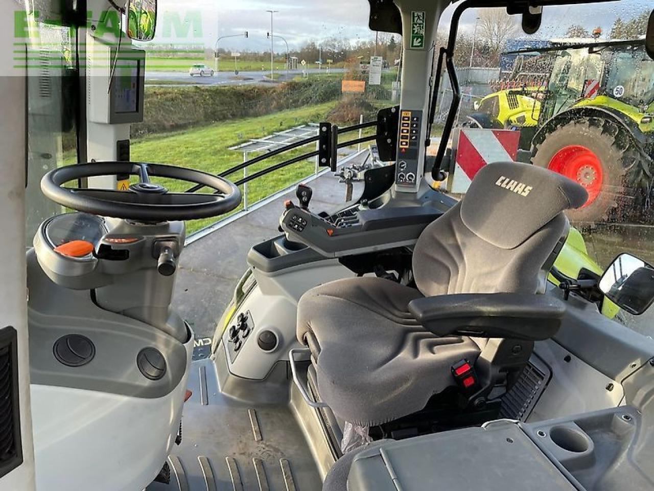 Tractor CLAAS axion 810 cm cis+