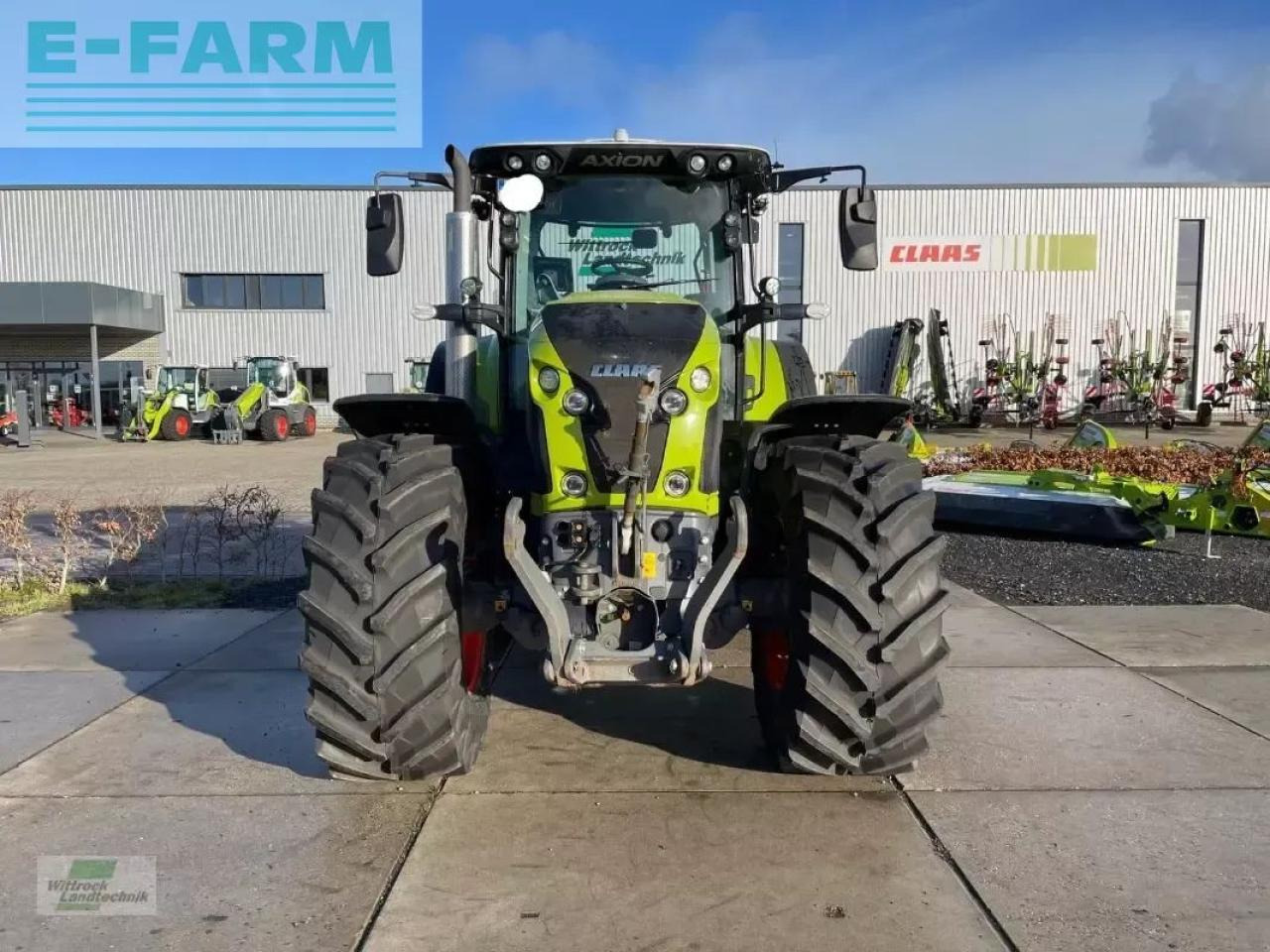 Tractor CLAAS axion 810 cmatic