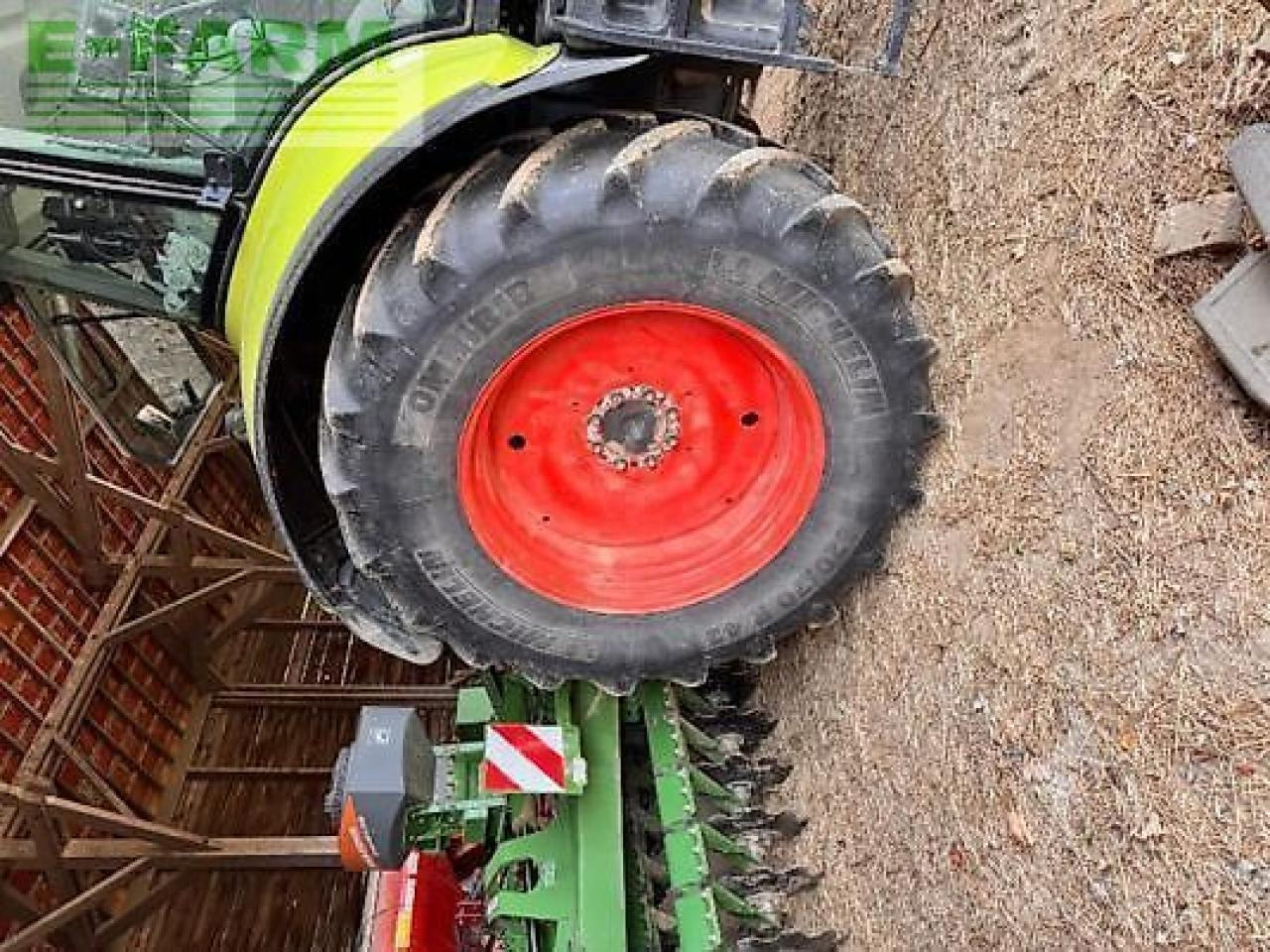 Tractor CLAAS axion 810 cmatic CMATIC