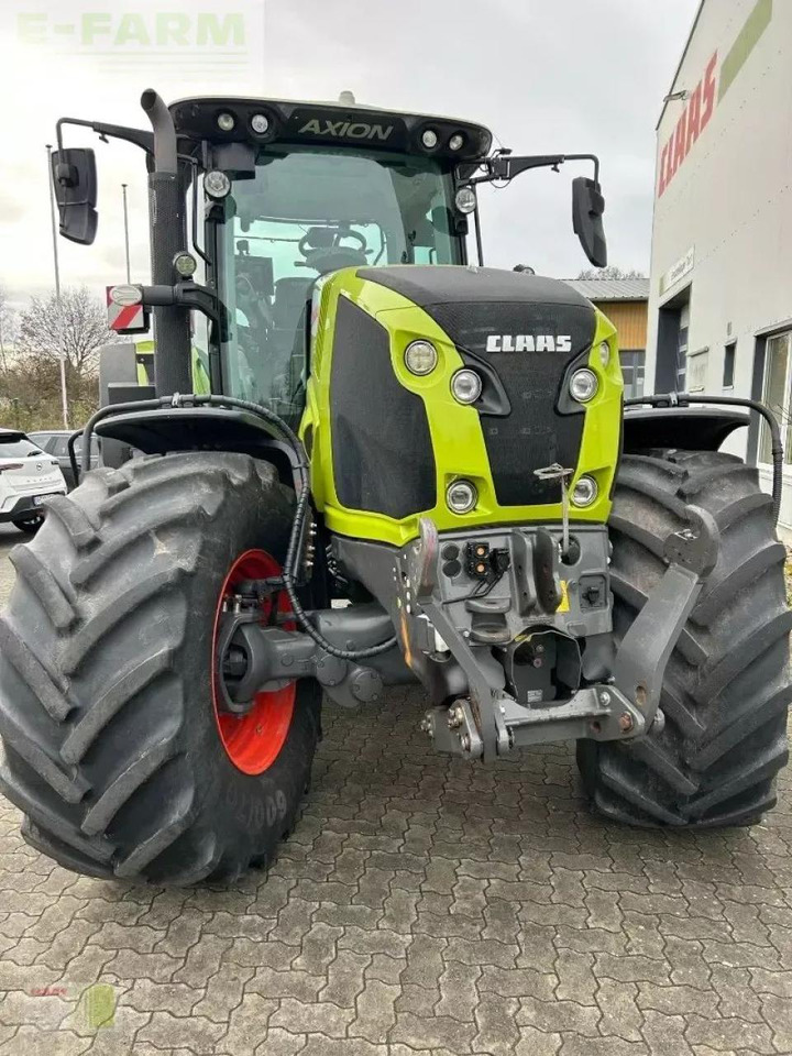 Tractor CLAAS axion 810 cmatic CMATIC