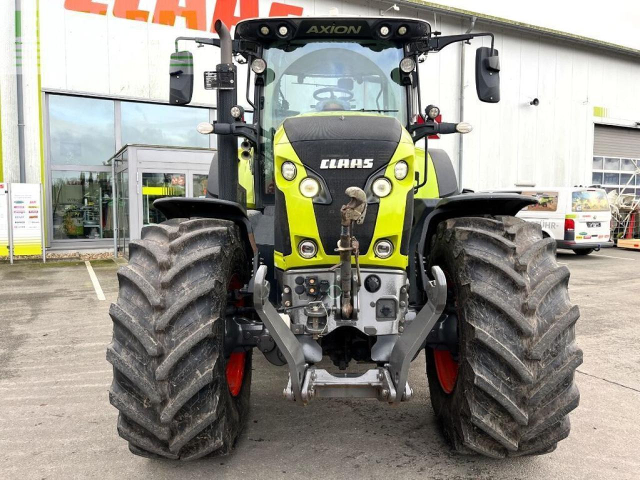 Tractor CLAAS axion 810 cmatic cebis CMATIC CEBIS