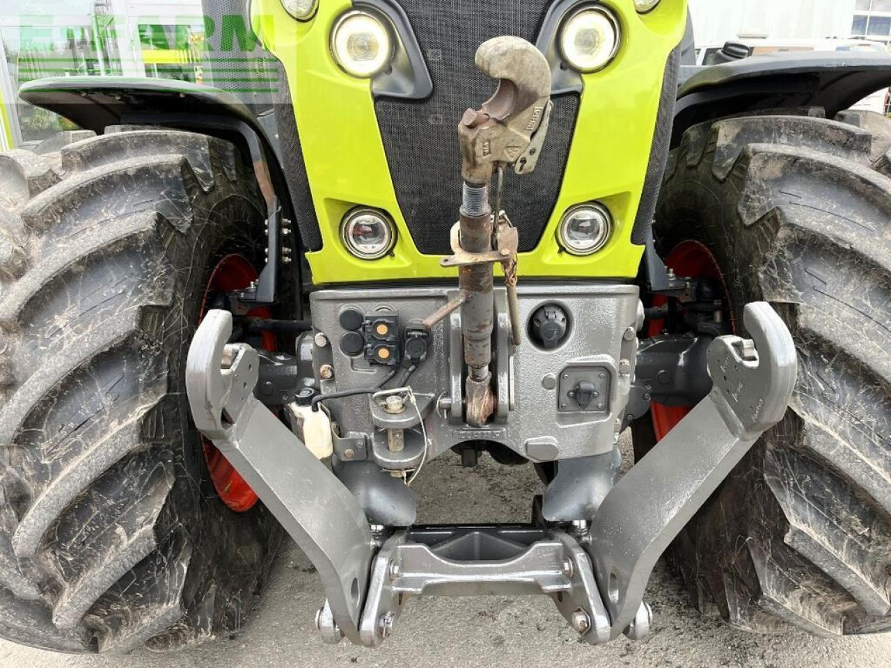 Tractor CLAAS axion 810 cmatic cebis CMATIC CEBIS