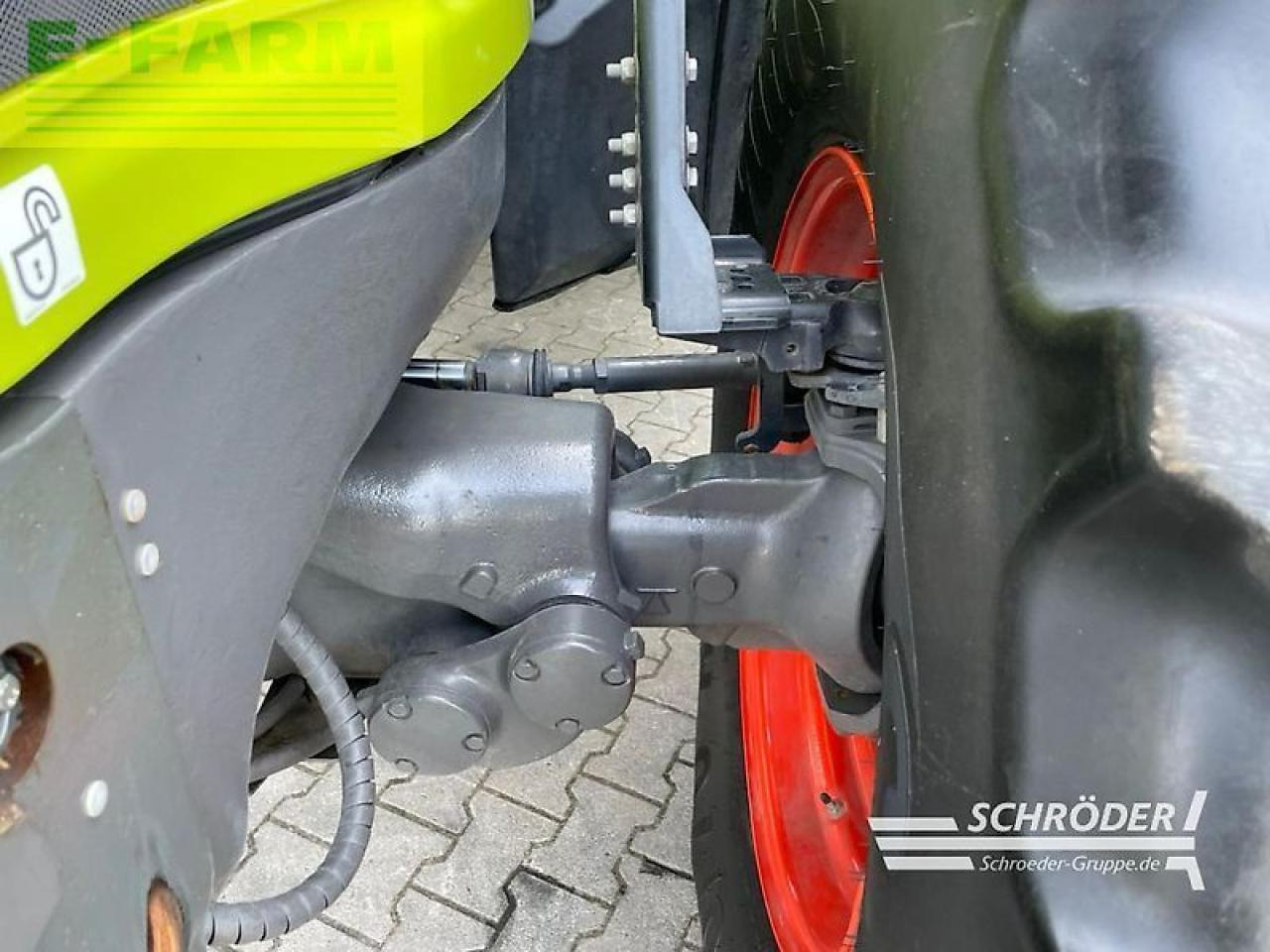 Tractor CLAAS axion 810 cmatic cebis CMATIC CEBIS