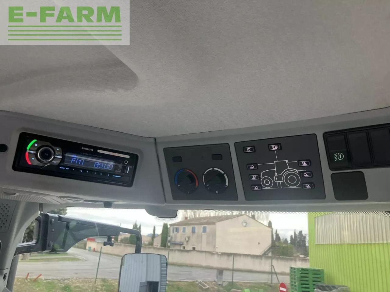 Tractor CLAAS axion 810 cmatic s5 cis CMATIC CIS