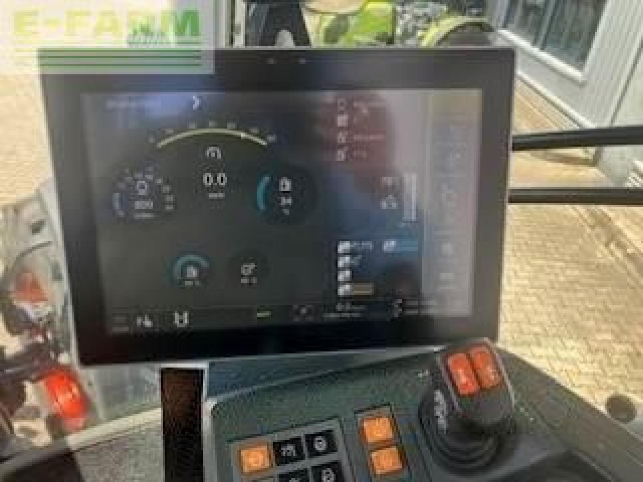 Tractor CLAAS axion 810 cmcebis