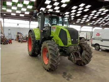 Tractor CLAAS axion 820