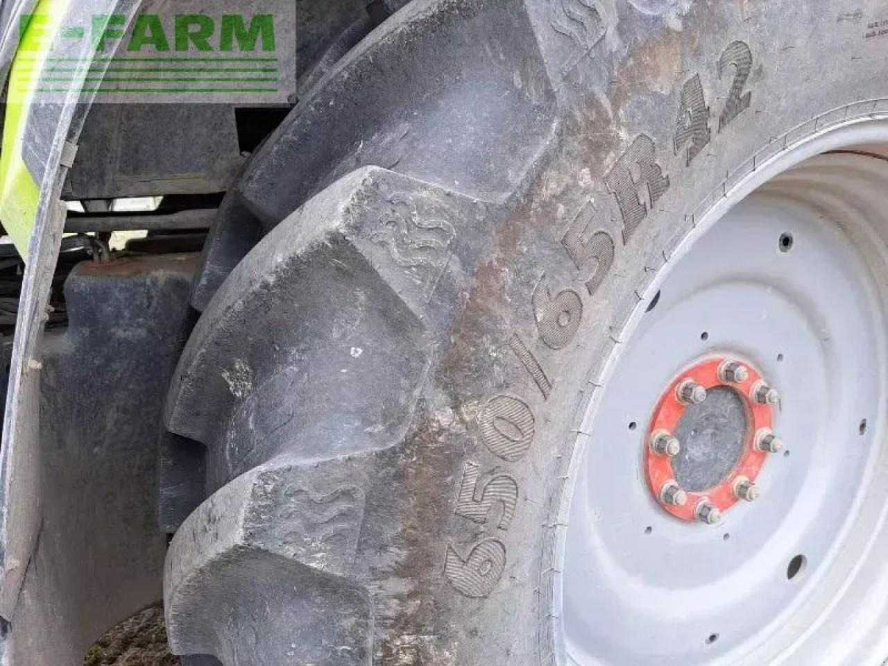 Tractor CLAAS axion 820