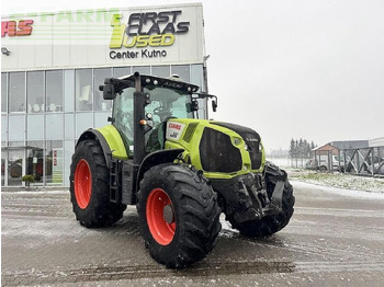 Tractor CLAAS axion 830