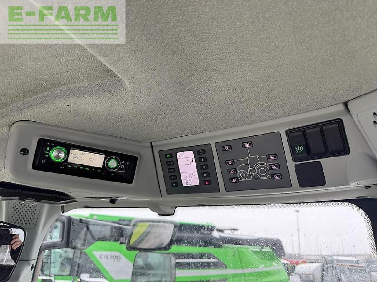 Tractor CLAAS axion 830