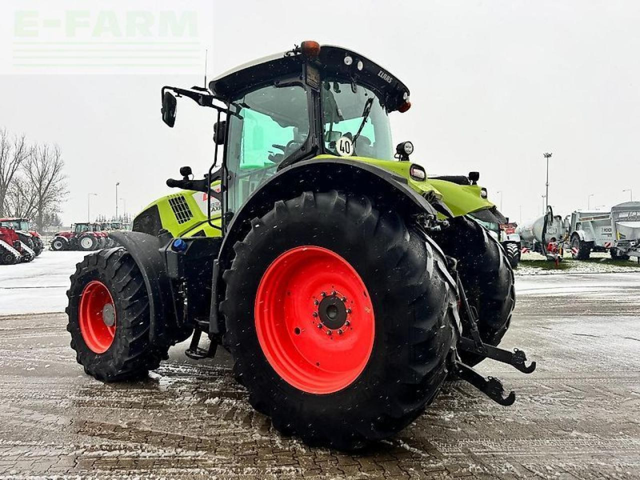 Tractor CLAAS axion 830