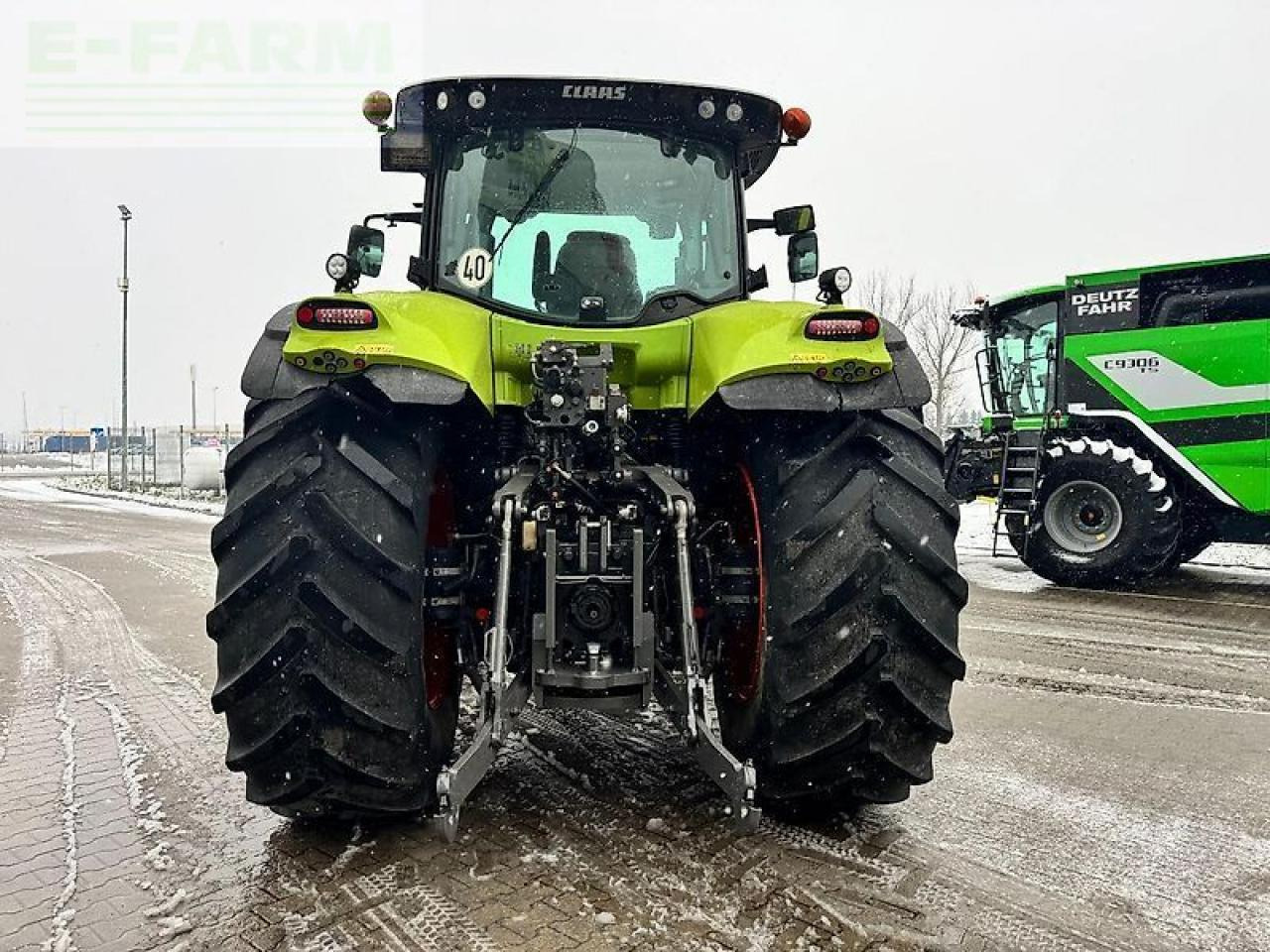 Tractor CLAAS axion 830