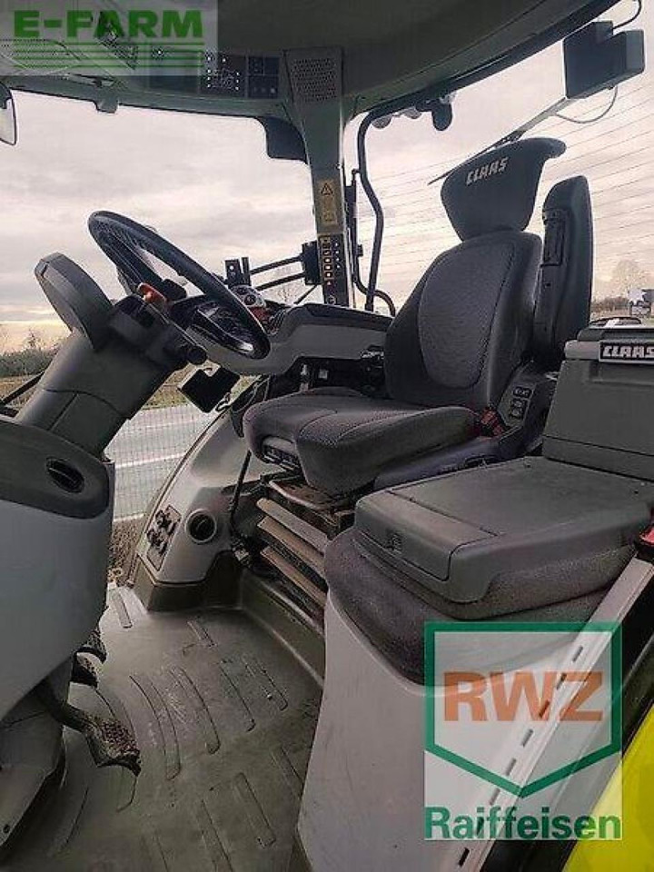 Tractor CLAAS axion 830