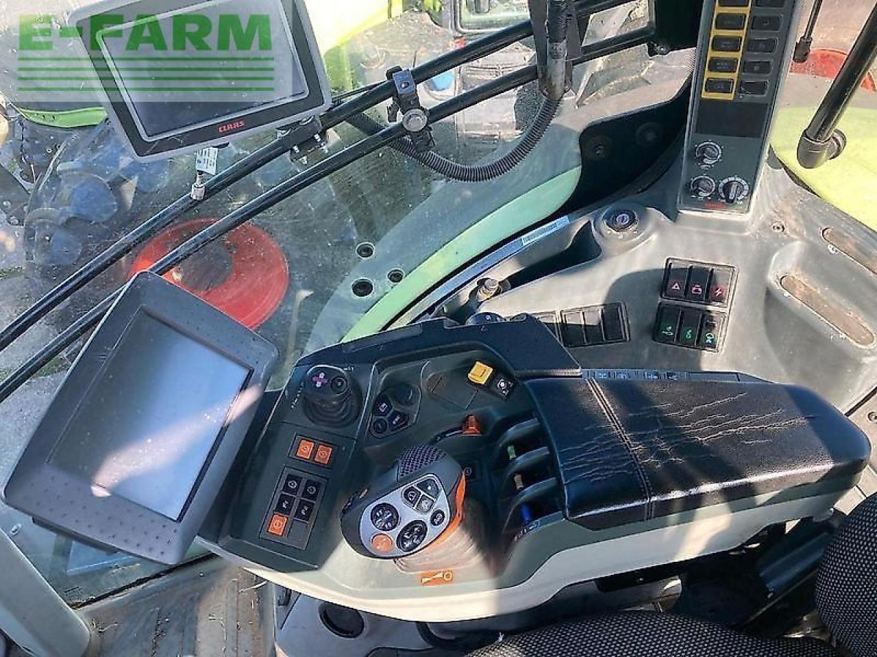 Tractor CLAAS axion 830