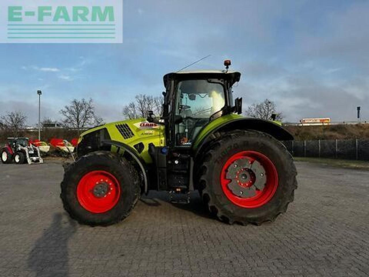 Tractor CLAAS axion 830