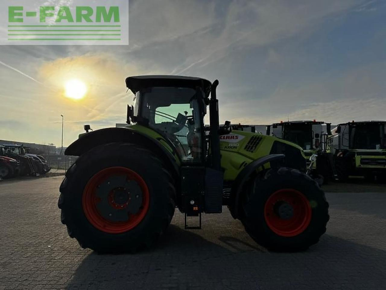 Tractor CLAAS axion 830