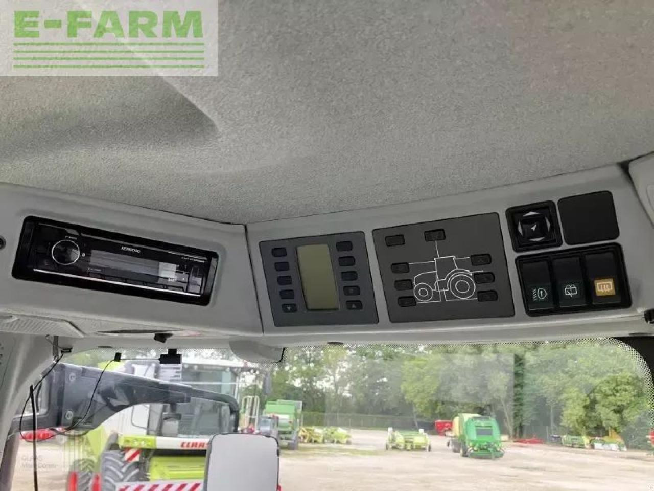 Tractor CLAAS axion 830 c-matic