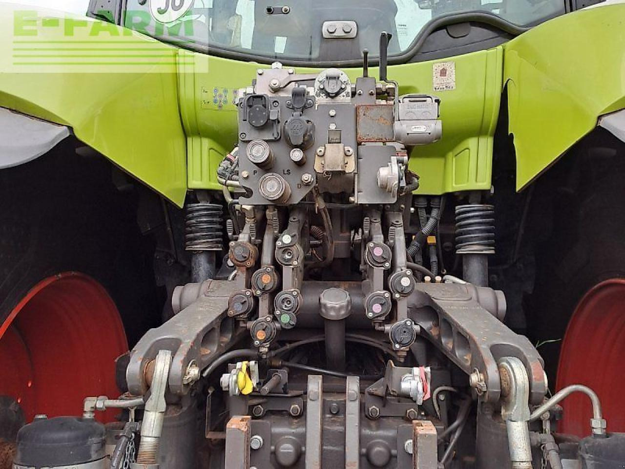 Tractor CLAAS axion 830 c-matic CMATIC